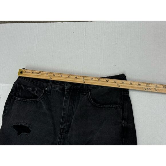 Forever 21 Women's Straight Leg Jeans Size 27 Black Distressed - Picture 5 of 8